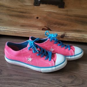 Converse One Star Sneakers